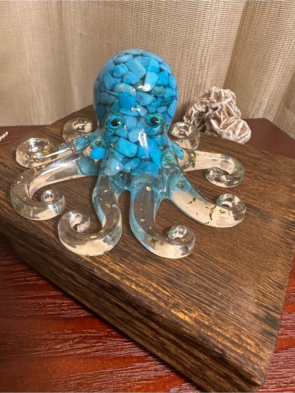 Resin and Blue Crystal Chips Octopus Figure - Picture 2 of 16